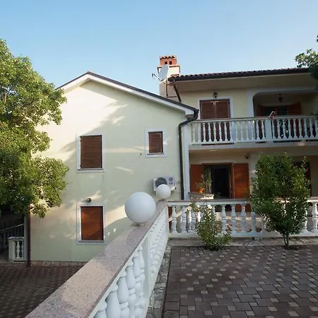 Marinko Apartment