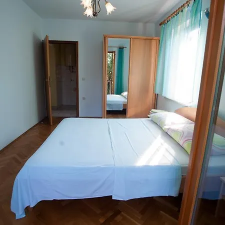 Apartment Marinko