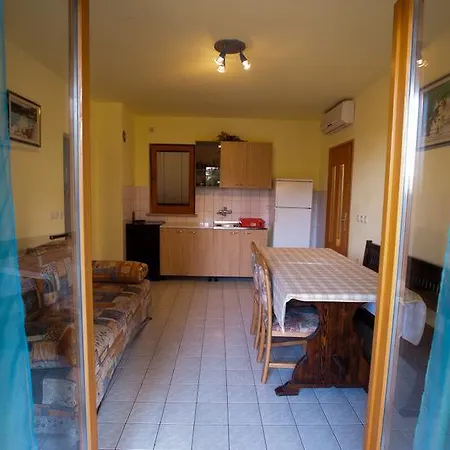 Apartment Marinko