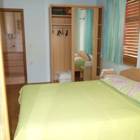 Marinko Apartment Povile